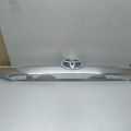 76801-06850 | Панель підсвічування номера TOYOTA CAMRY 50 12-15
