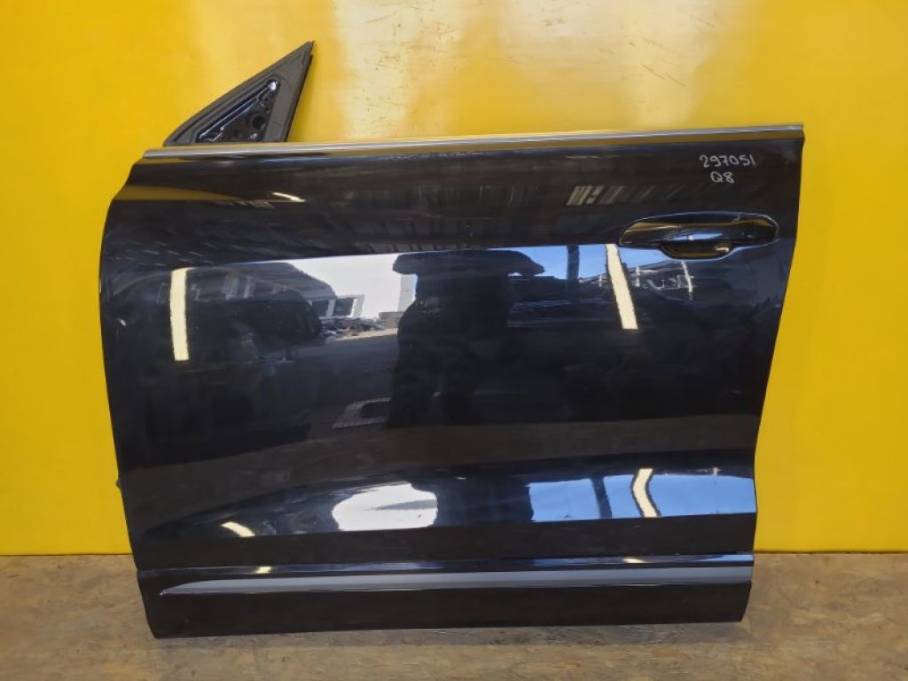 4M8 831 051 C | Дверь передн. лев. AUDI Q8 18–23