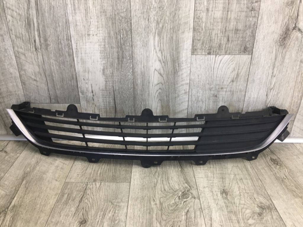 DP5Z-17K945-BA | Решетка переднего бампера LINCOLN MKZ 13-20