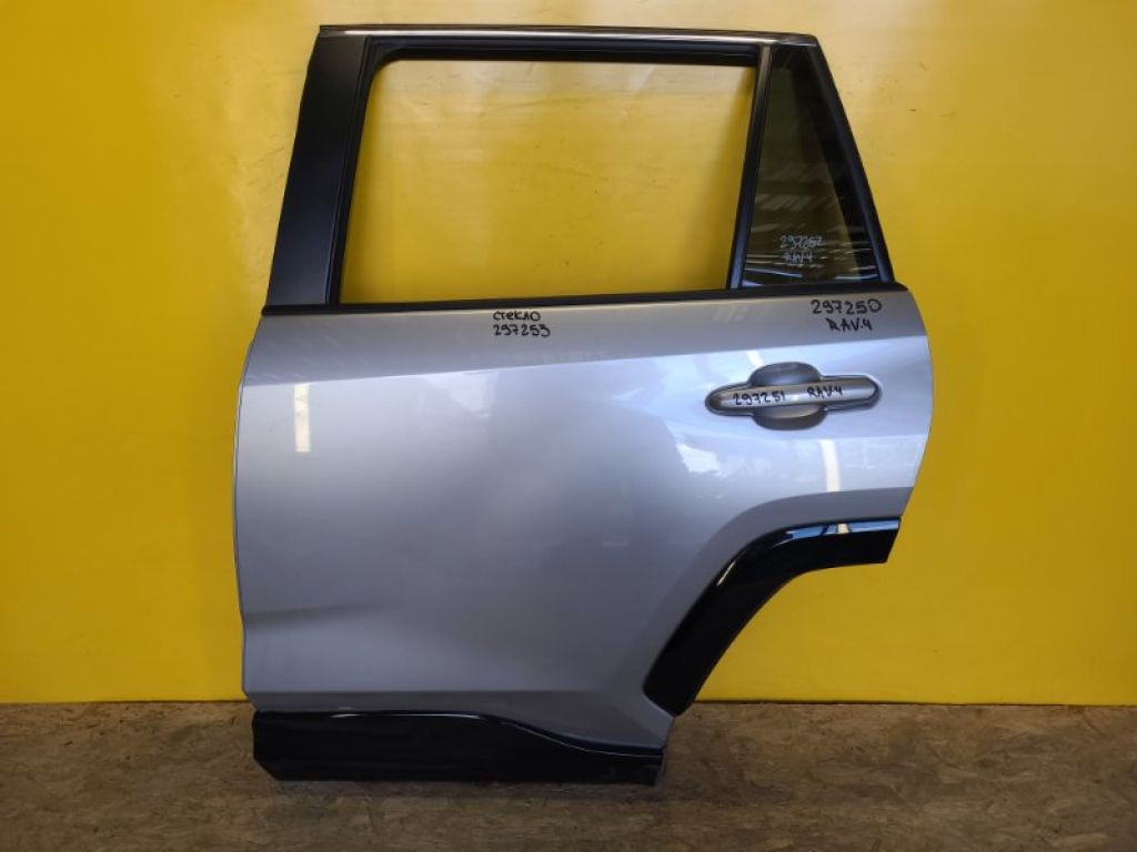 6700442190 | Дверь задн. лев. TOYOTA RAV4 18-