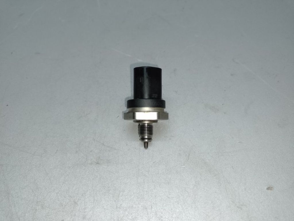 SH01-18-541 | Датчик давления масла ДВС MAZDA CX-5 (KE) 11-17