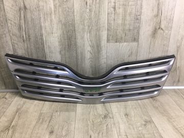 Решетка радиатора TOYOTA VENZA 09-16