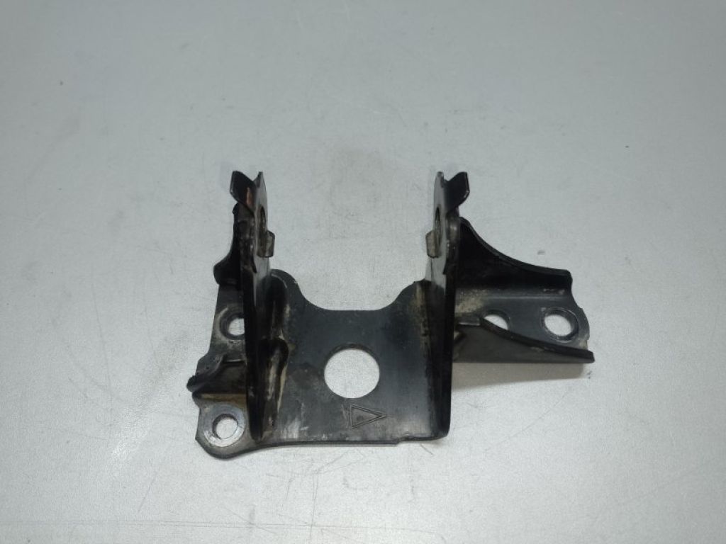 12325-37070 | Кронштейн двигателя лев. TOYOTA PRIUS - 30 09-17