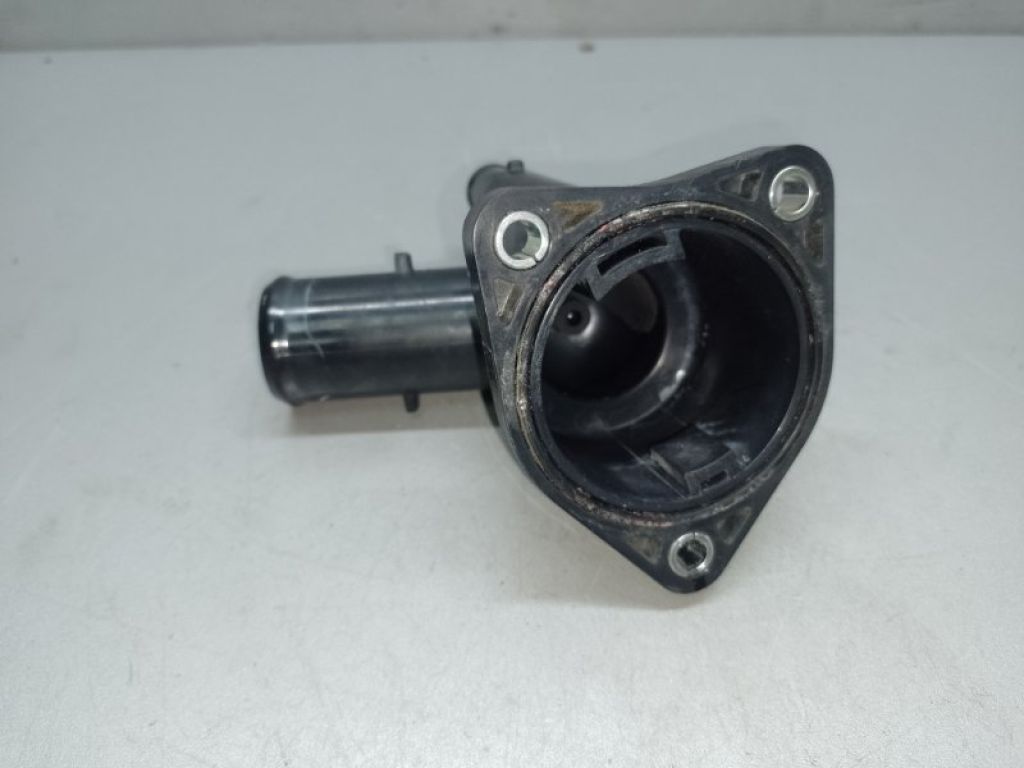 16031-37010 | Корпус термостату TOYOTA PRIUS - 30 09-17