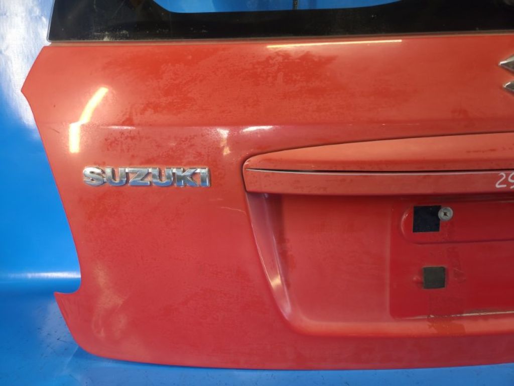 69100-81820 | Кришка багажника SUZUKI SX4 06-13 - Фото 3