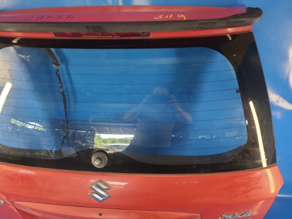 69100-81820 | Кришка багажника SUZUKI SX4 06-13 - Фото 5