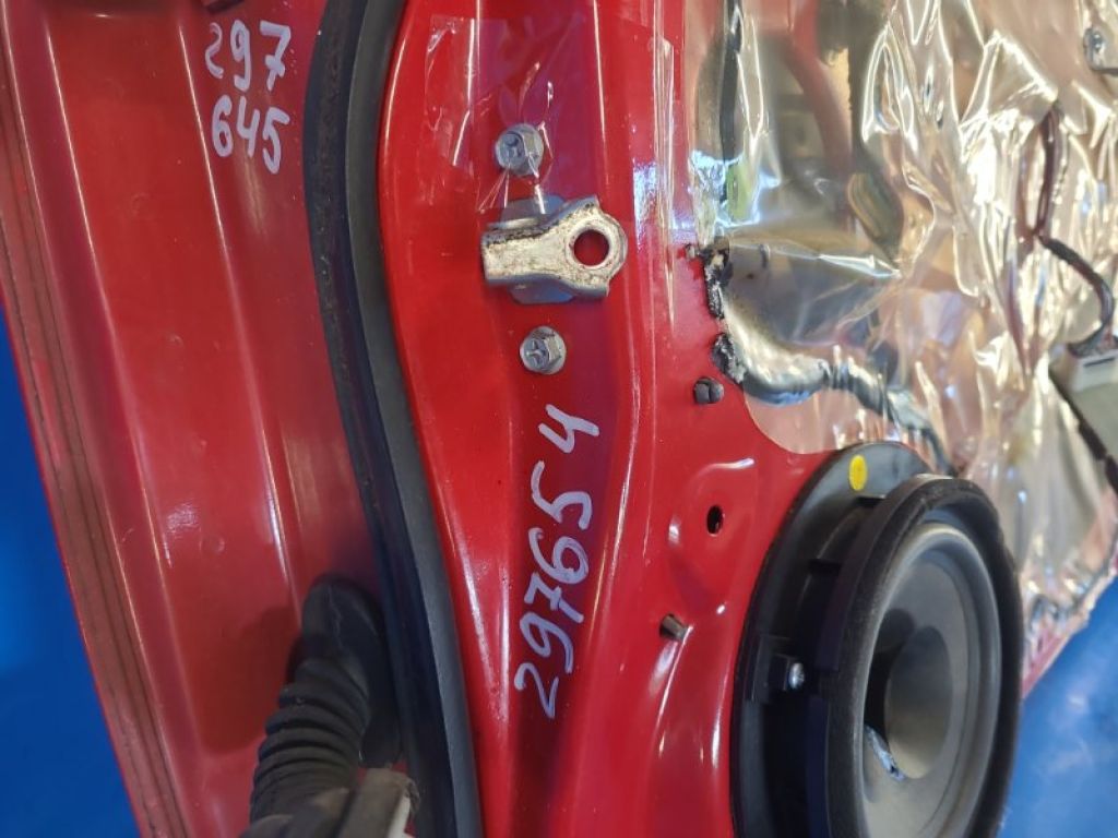 81810-57L01 | Ограничитель двери передн. прав. SUZUKI SX4 06-13