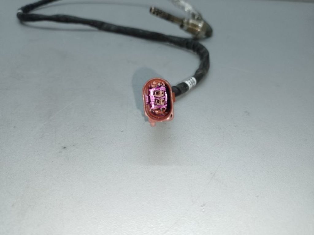 03L 906 088 J | Датчик температури вихлопних газів VOLKSWAGEN JETTA USA 10-17 - Фото 2