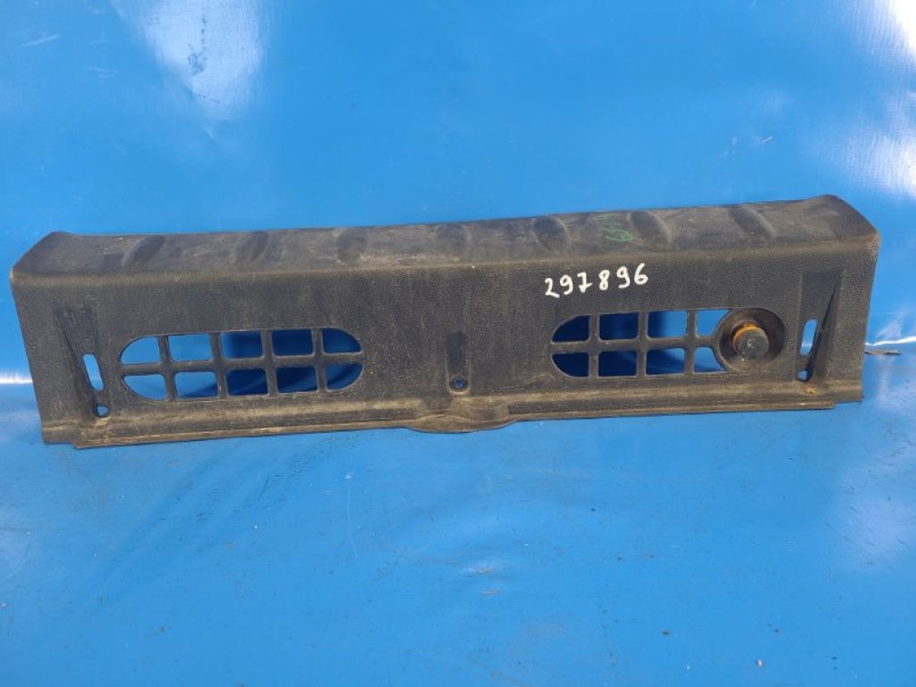 51 47 9 133 688 | Накладка панели багажника внутренняя MINI COOPER S R57 09-15
