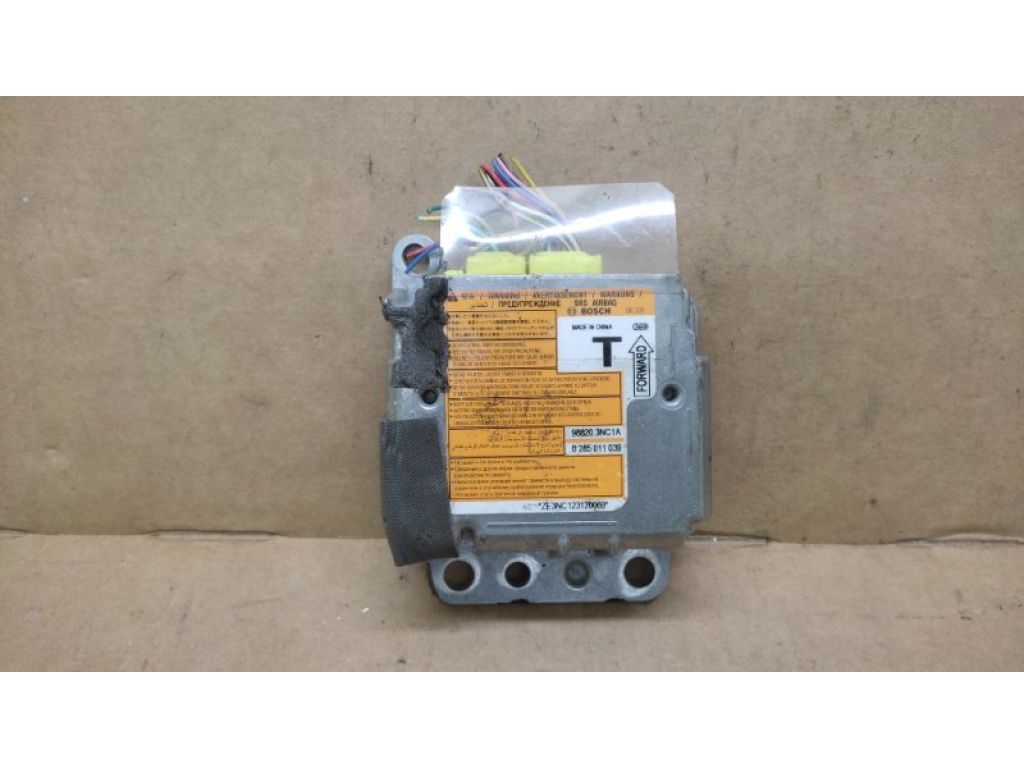 K8820-3NC1A | Блок управления AIRBAG NISSAN LEAF 10-17