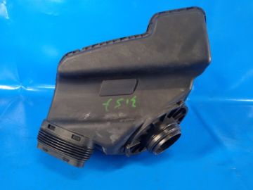Корпус воздушного фильтра AUDI A6 (C7) 11-18