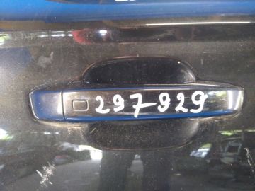 Ручка двері зовнішня задн. прав. AUDI A6 (C7) 11-18