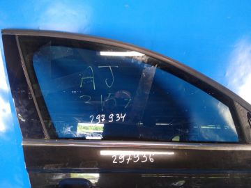 Стекло двери передн. прав. AUDI A6 (C7) 11-18