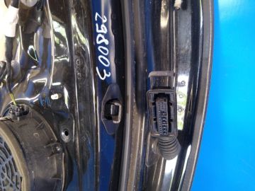 Обмежувач дверей задн. лів. AUDI A6 (C7) 11-18