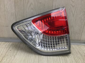 Фонарь внутренний прав. NISSAN PATHFINDER R52 12-21