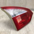 D2BZ-13404-D | Фонарь внутренний прав. FORD FIESTA 08-17 - Превью 2