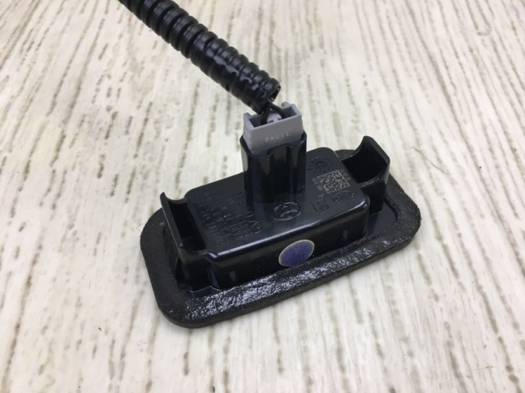 8120406030 | Підсвічування номера TOYOTA CAMRY 70 17- - Фото 2