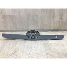 Панель подсветки номера TOYOTA CAMRY 40 06-11