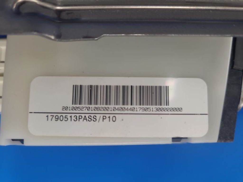 63201-AA030 | Люк TOYOTA CAMRY 40 06-11 - Фото 7