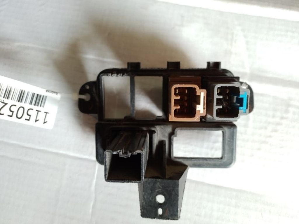 Кнопка SUBARU FORESTER SG 02-07 - Фото 3