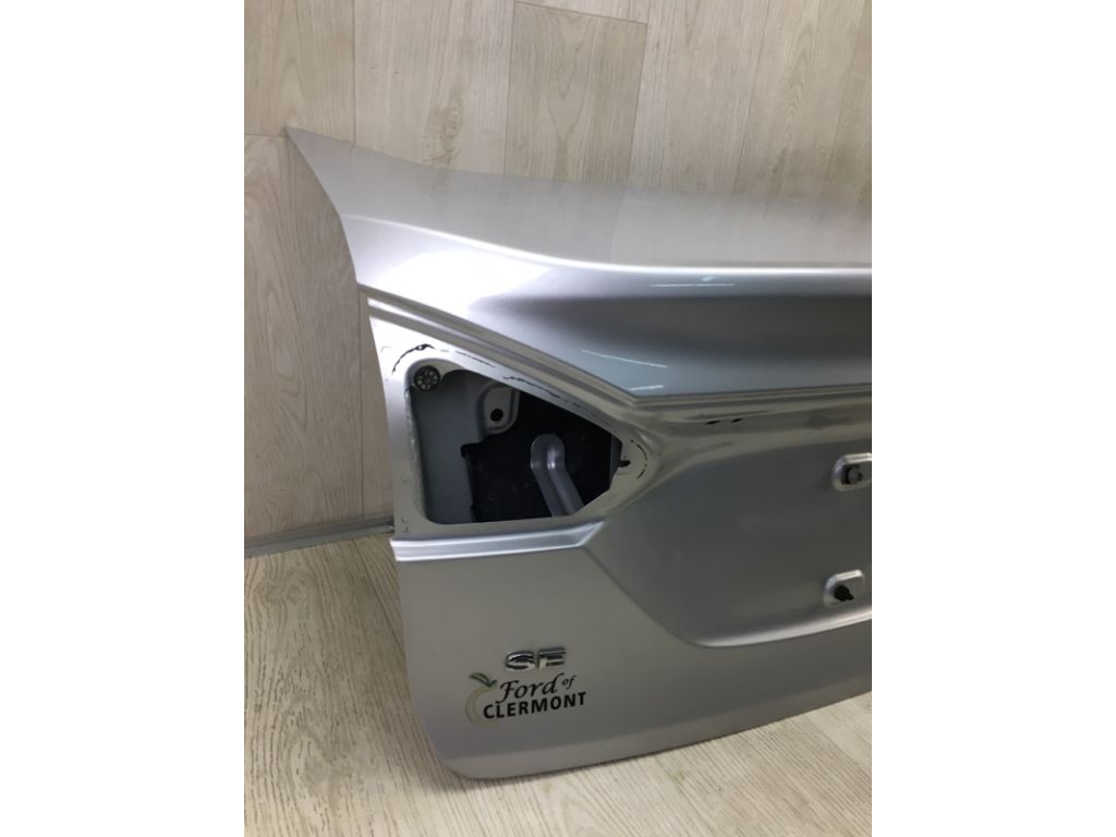 D2BZ-5440110-A | Крышка багажника FORD FIESTA 08-17 - Фото 4