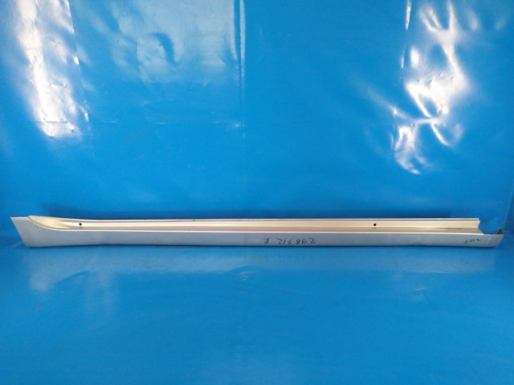 75851-06904 | Накладка порога наружная прав. TOYOTA CAMRY 40 06-11