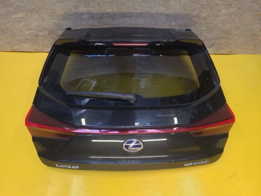 6700576240 | Кришка багажника LEXUS UX 200 18-