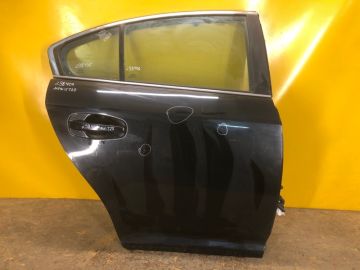 Дверь задн. прав. TOYOTA AVENSIS 08-18