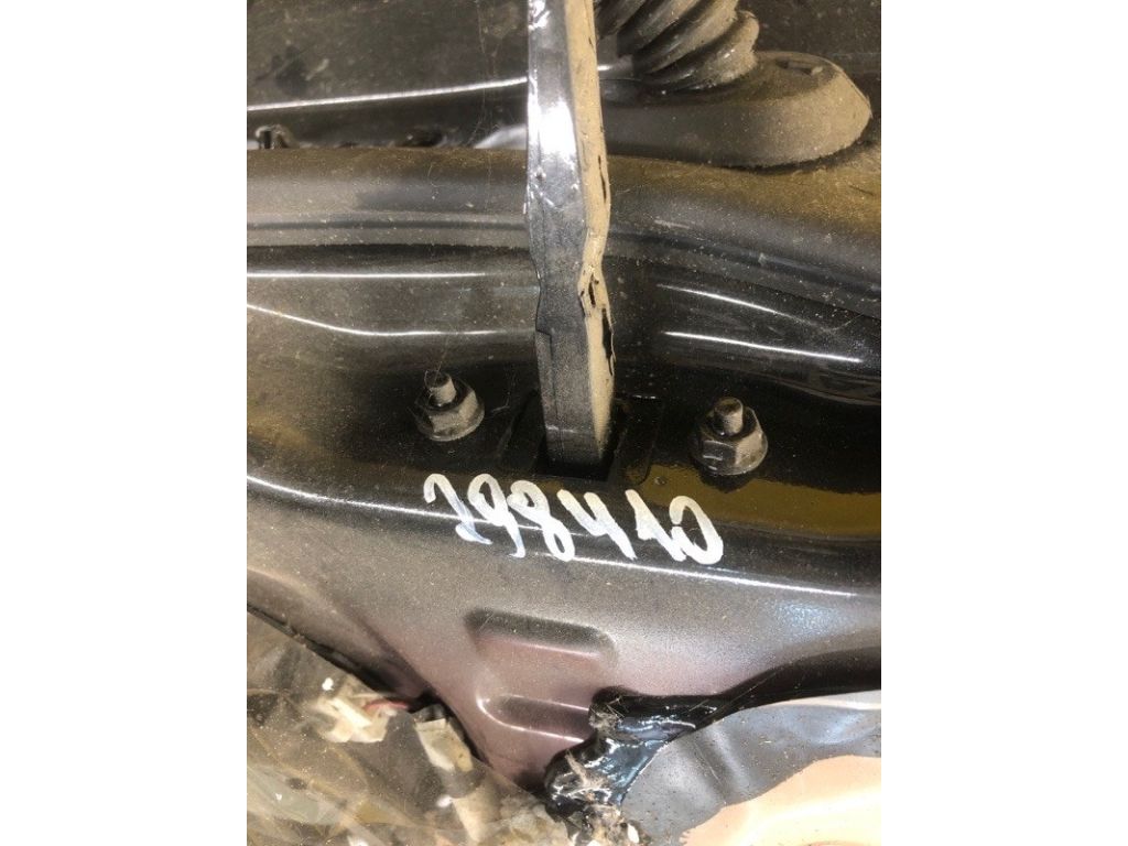 68630-05050 | Обмежувач дверей задн. прав. TOYOTA AVENSIS 08-18