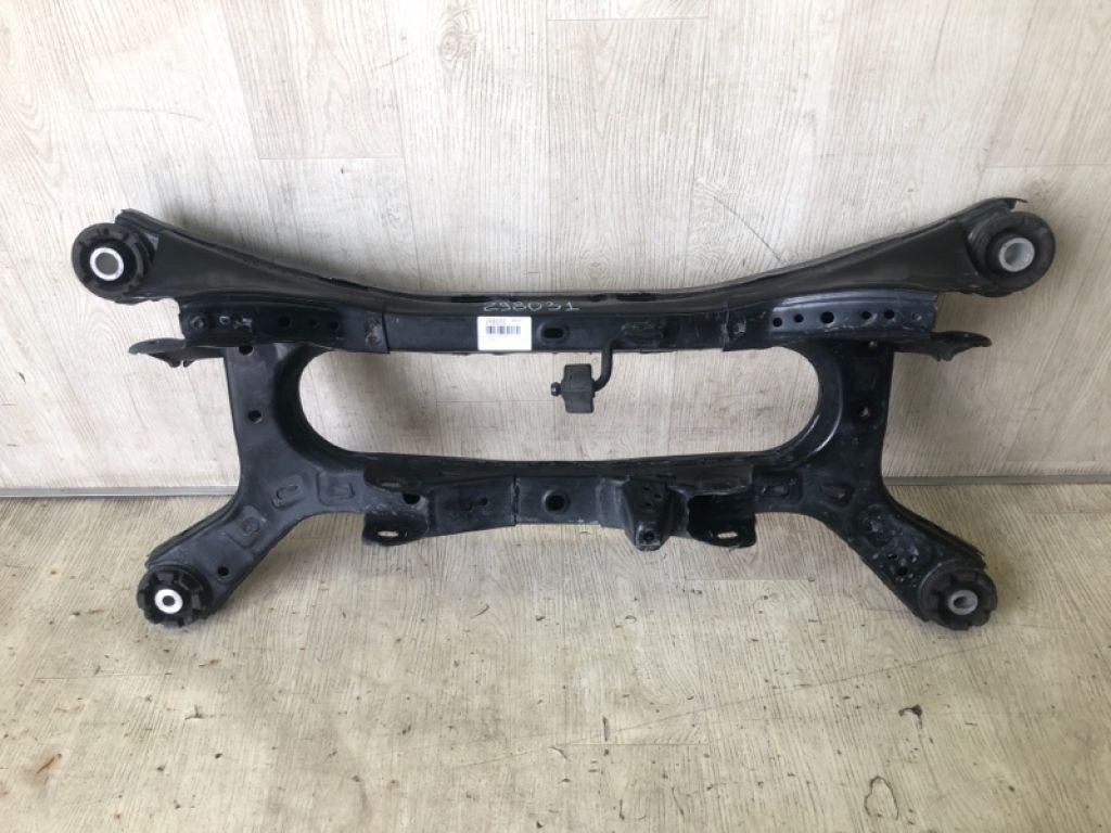 5120606130 | Балка задней подвески TOYOTA CAMRY 70 17-