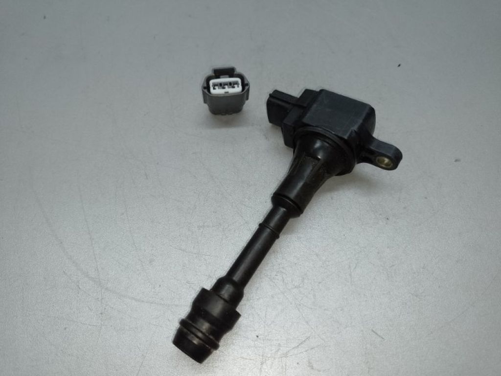 22448-8H315 | Котушка запалювання NISSAN X-TRAIL T30 01-07
