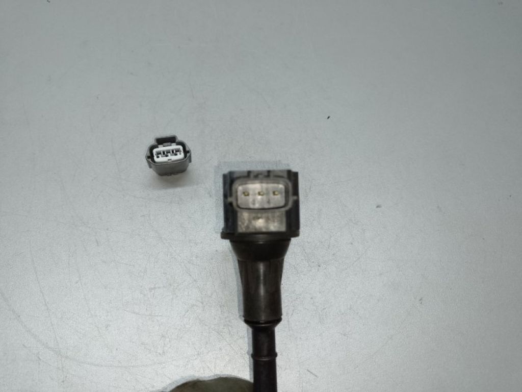 22448-8H315 | Котушка запалювання NISSAN X-TRAIL T30 01-07 - Фото 3