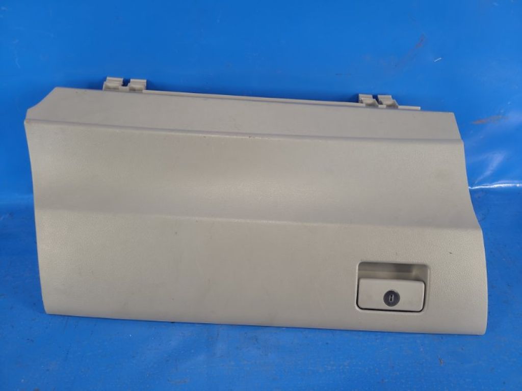 55303-06040-B1 | Бардачок TOYOTA CAMRY 40 06-11