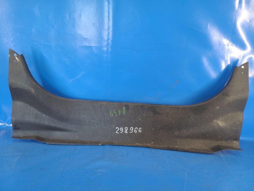 58387-06060 | Накладка на поріг багажника TOYOTA CAMRY 40 06-11