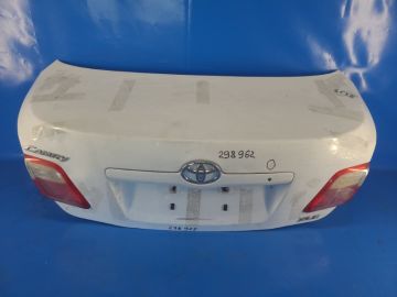 Крышка багажника TOYOTA CAMRY 40 06-11