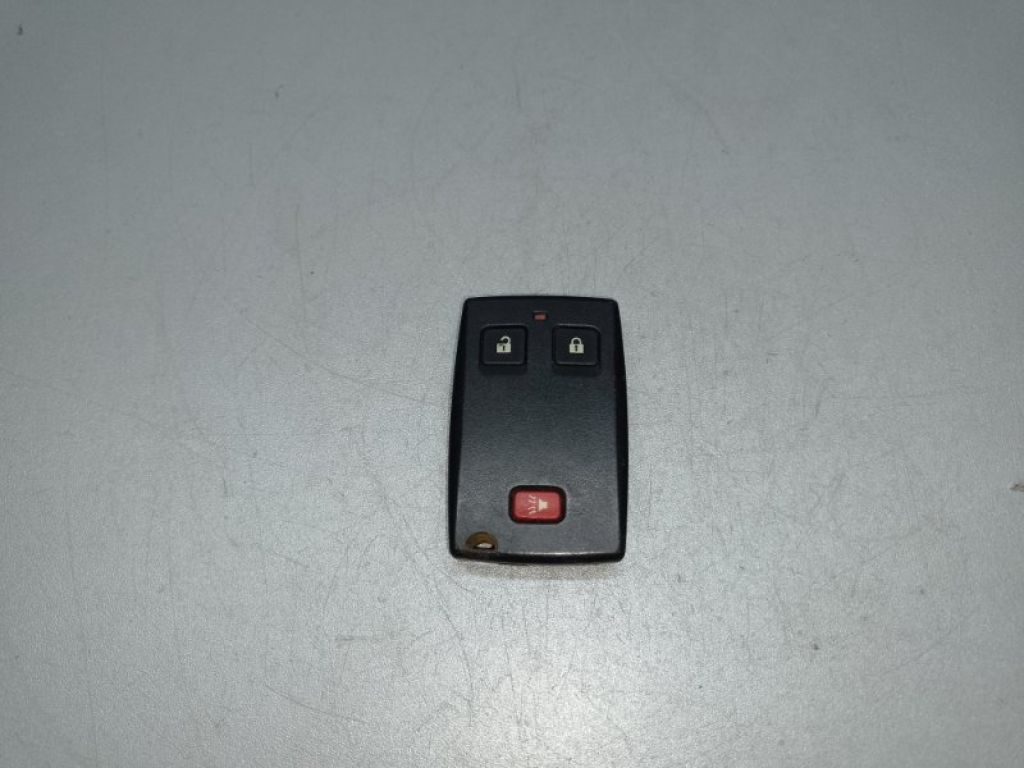 8637A025 | Ключ зажигания MITSUBISHI OUTLANDER XL 05-13