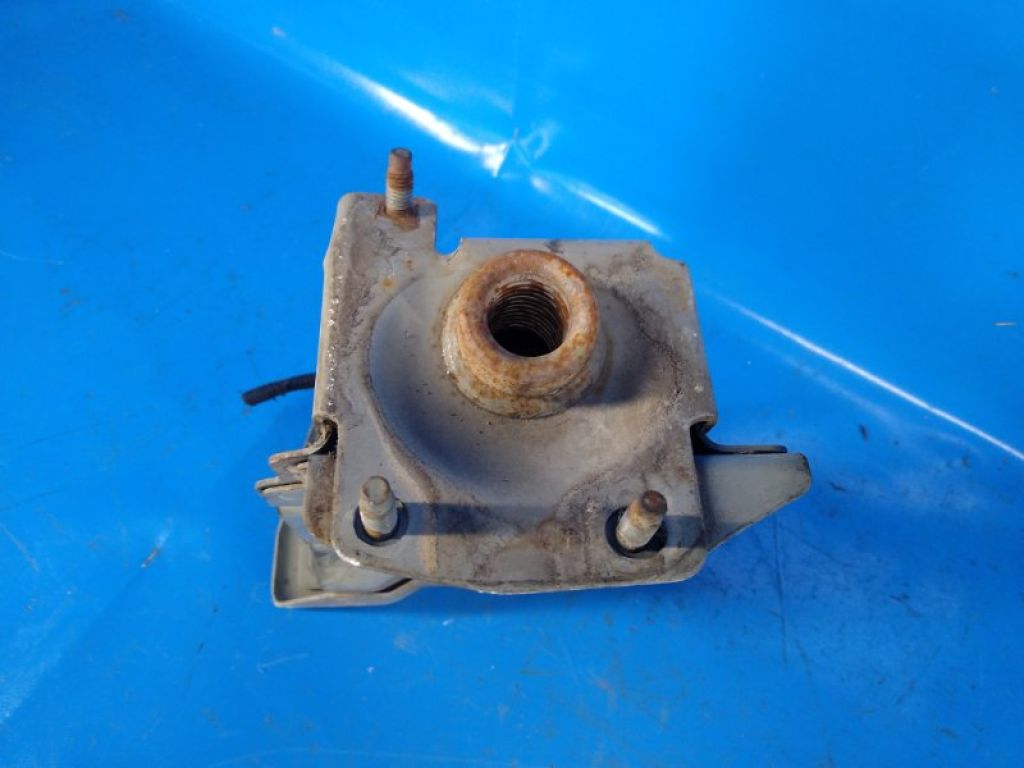 G5115-3SHMA | Кронштейн підсилювача переднього бампера лів. NISSAN SENTRA B17 12-21 - Фото 4