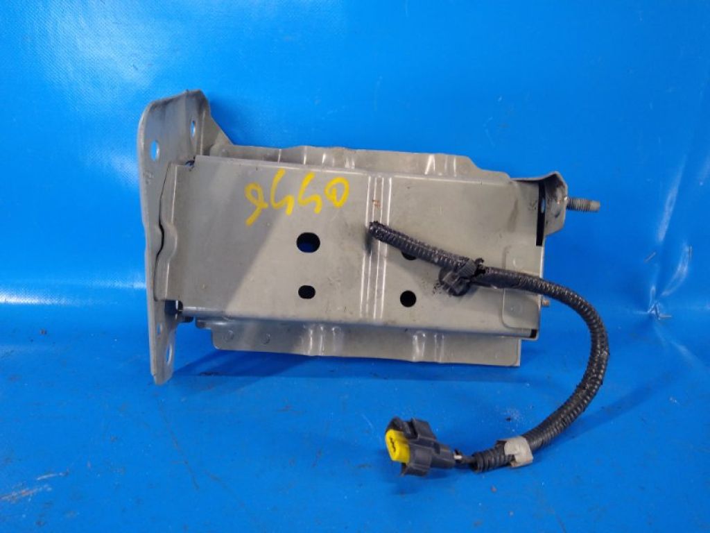 G5114-3SHMA | Кронштейн підсилювача переднього бампера прав. NISSAN SENTRA B17 12-21