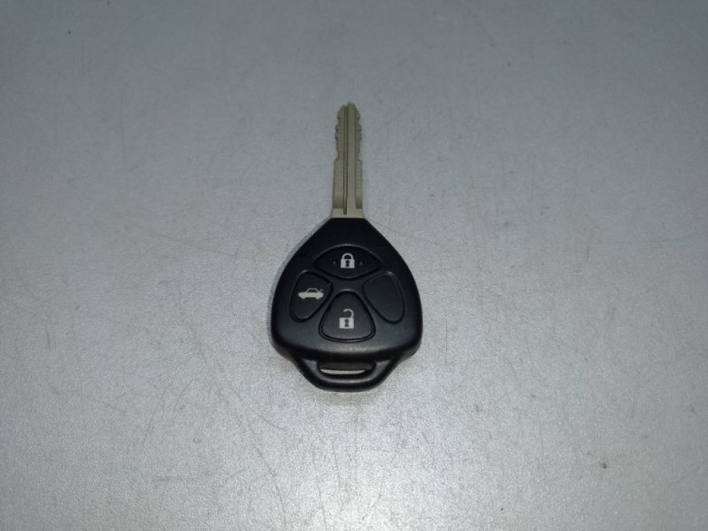 89070-33D90 | Ключ запалювання TOYOTA CAMRY 40 06-11
