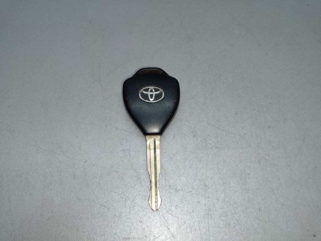 89070-0T040 | Ключ зажигания TOYOTA VENZA 09-16 - Фото 2