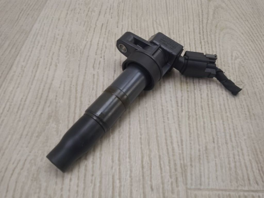 273003F100 | Котушка запалювання KIA FORTE/CERATO TD 08-13