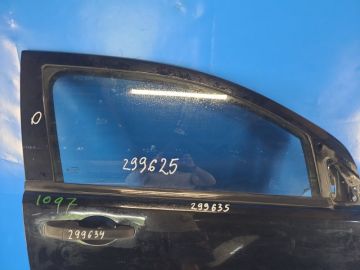 Стекло двери передн. прав. DODGE CALIBER 06-11