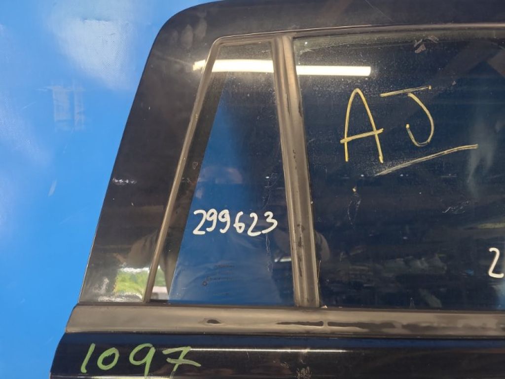 5074222AB | Скло дверей глухе задн. прав. DODGE CALIBER 06-11