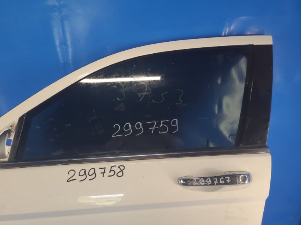5074557AC | Скло дверей передн. лів. CHRYSLER 200 10-14