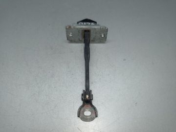 Ограничитель двери задн. лев. MAZDA 3 BK 03-08