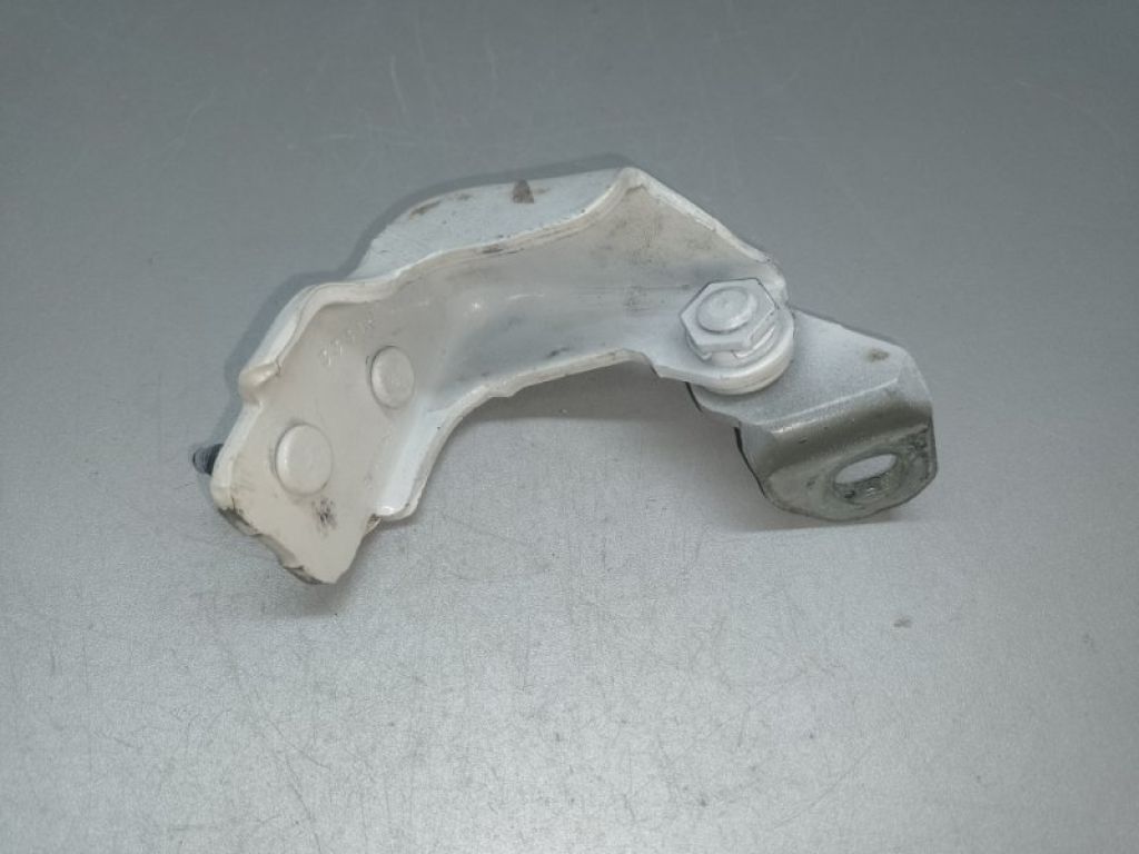 FT4Z-5826810-B | Петля двері нижня задн. прав. FORD EDGE 15-