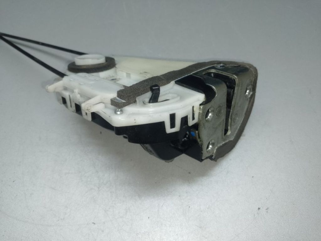 61035FJ000 | Замок двери задн. прав. SUBARU IMPREZA 11-17