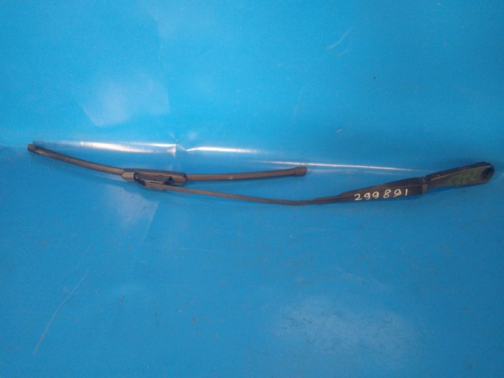 68101154AB | Поводок стеклоочистителя передний прав. CHRYSLER 200 10-14