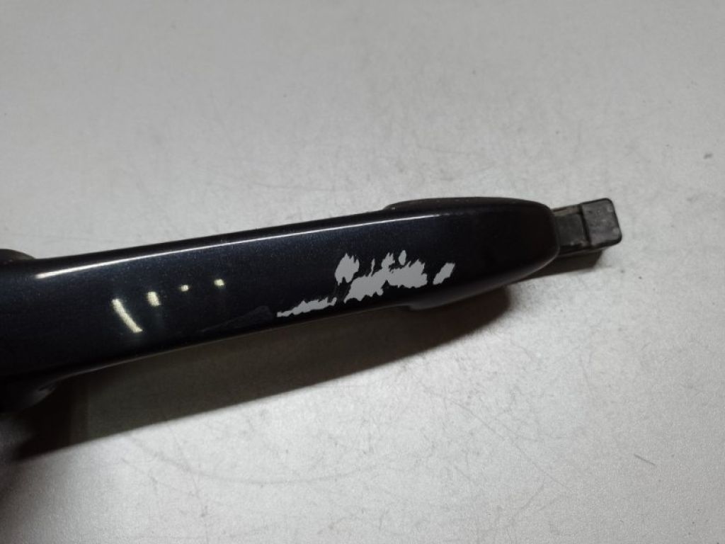 GJ6A-58-410G08 | Ручка двері зовнішня задн. прав. MAZDA 3 BK 03-08 - Фото 3