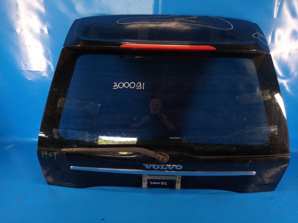 39852821 | Кришка багажника VOLVO XC90 02–16